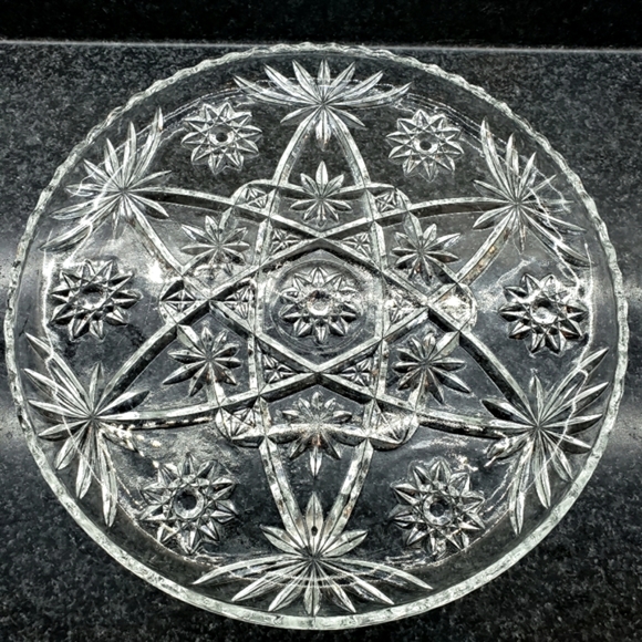 Vintage Large Heavy Glass Crystal Pinwheel Platter 13.5 Inches - Picture 1 of 5